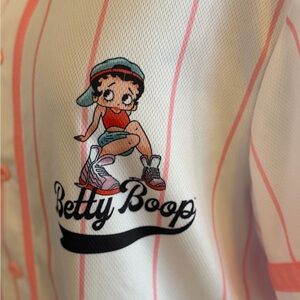 Betty Boop White Apparel Tag